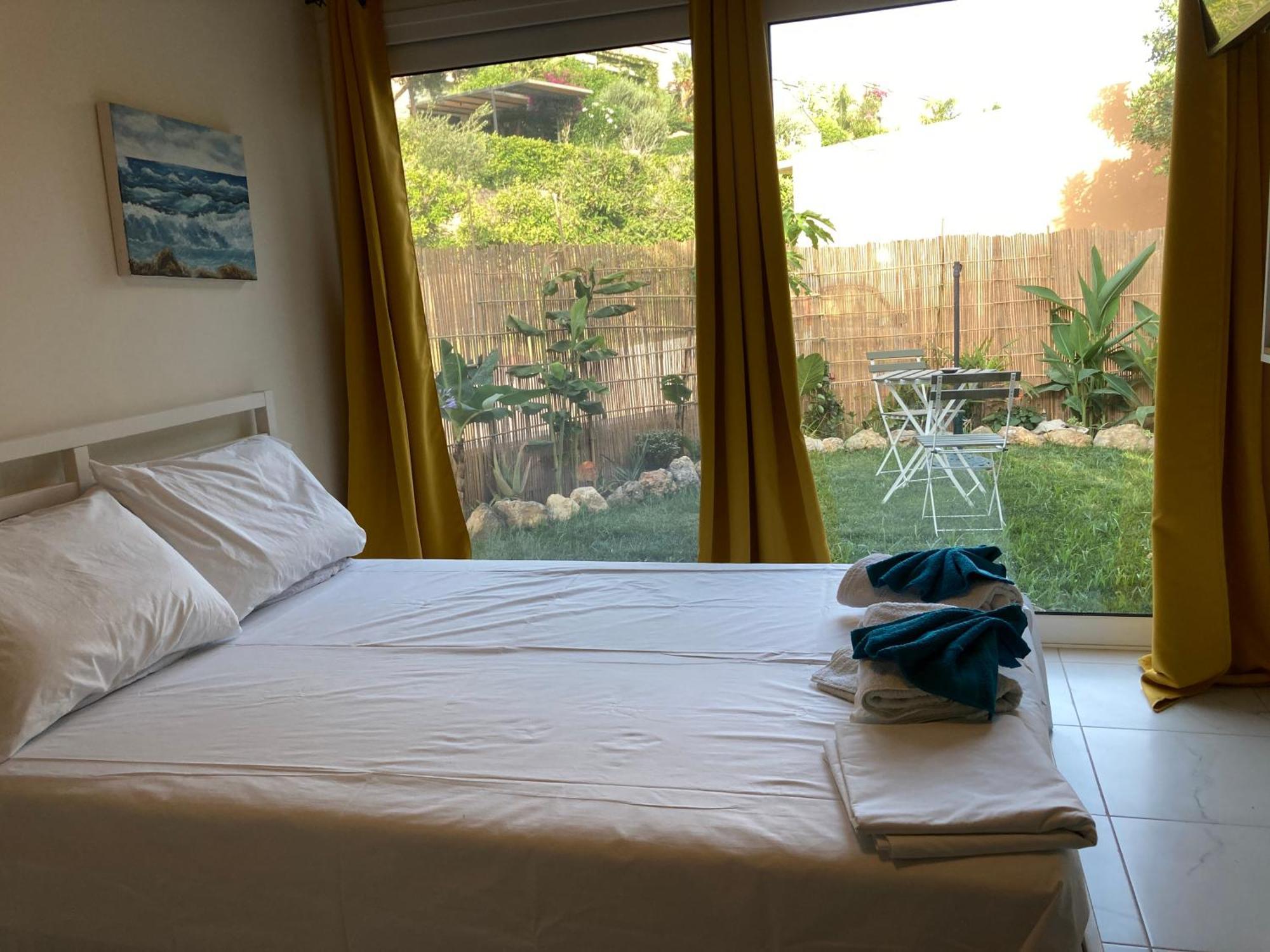 The Banana House Villa ลูร์ดฮาตา ภายนอก รูปภาพ